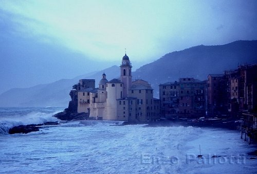 Mareggiata a Camogli